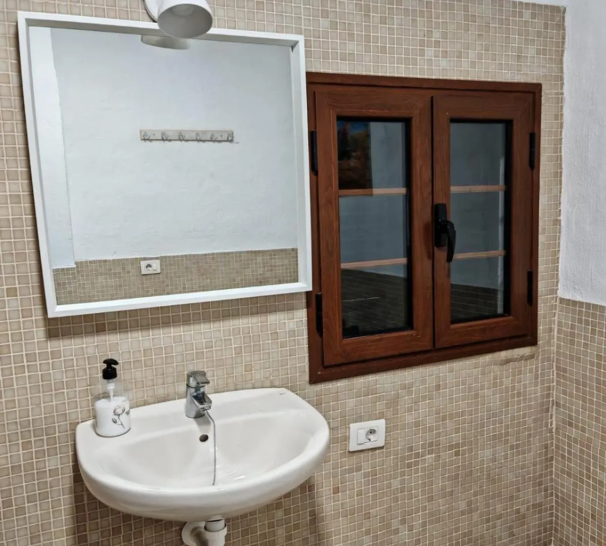 Casa Salo En Caleta De Caballo Holiday home